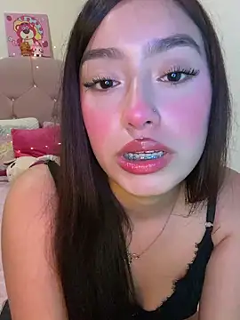 Miakittyyy online show from April 19, 6:10 pm