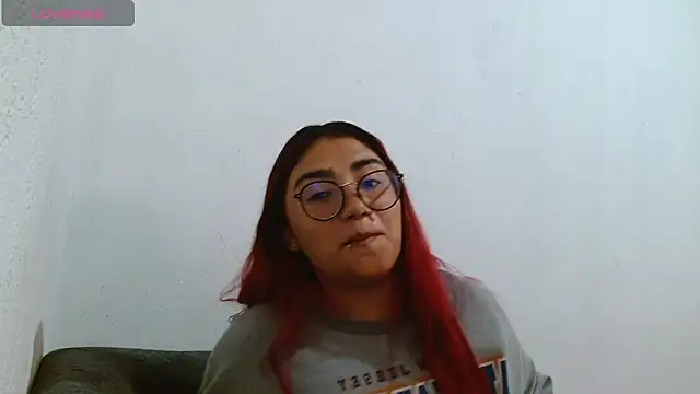 lucyheart 8 online show from May 12, 2:53 am