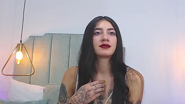 MoonBlue95 online show from April 14, 9:04 pm