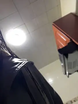 Lucyfer-fire online show from April 16, 11:32 am