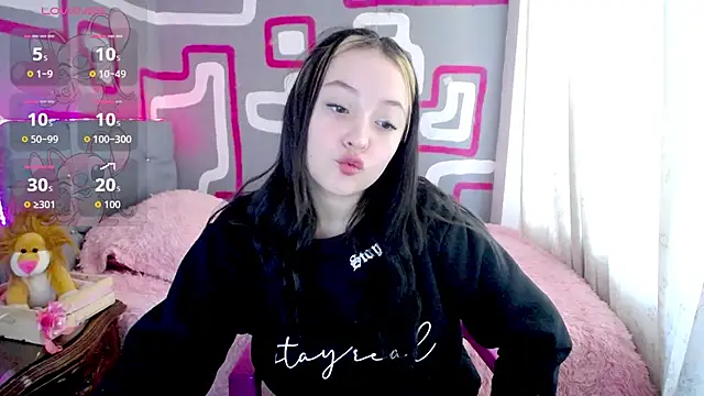 vero doll12 online show from April 20, 2:20 pm