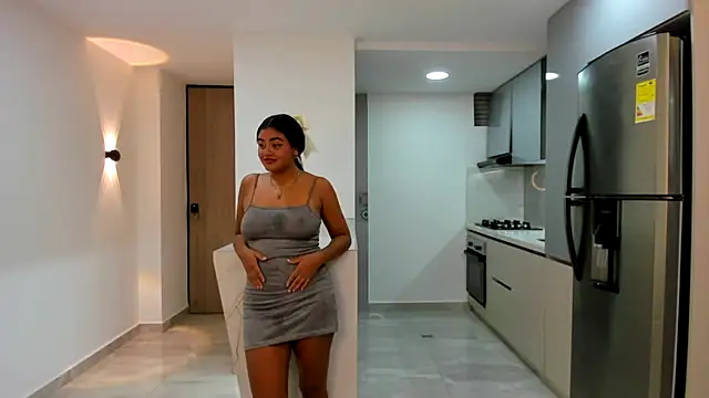 Luxury pleasure 2 online show from April 19, 12:54 am