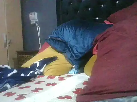 SweetBelly1 online show from April 16, 8:08 pm