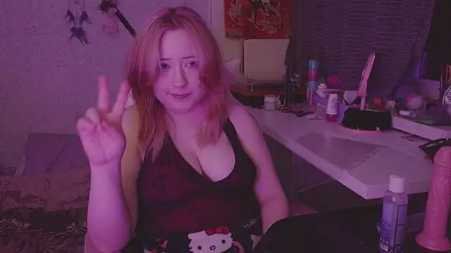 plumpy girl online show from April 18, 1:52 am