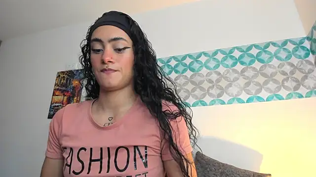 shelsy d online show from April 17, 10:01 pm