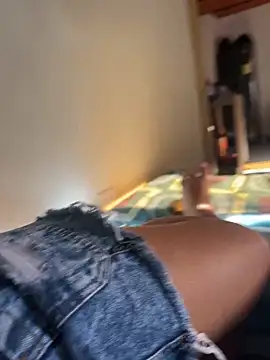 Daniela0611 online show from April 18, 9:15 pm