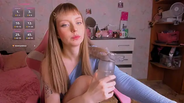 margotandyou online show from April 17, 2:02 am