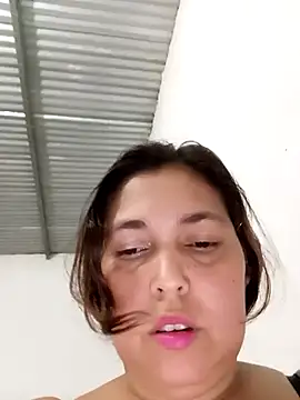 dirtysexibailarina35 online show from April 16, 10:01 pm