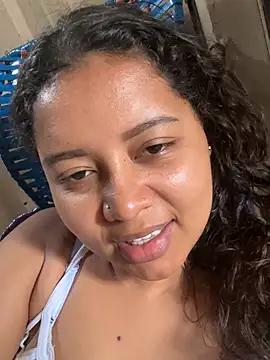 Ninibella online show from April 18, 5:59 pm