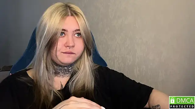 CuteUna online show from April 19, 8:03 am