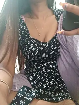 Anusingh899 online show from April 18, 11:35 am