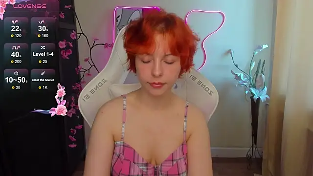 InfernoKitten online show from June 5, 6:52 am