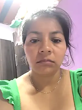 Tamaraxxx hot online show from April 16, 9:39 pm