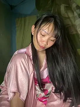 Kim Kelly online show from April 18, 5:37 pm