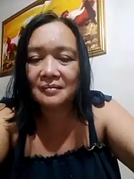 jeanyummytits online show from July 5, 10:43 am
