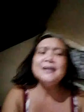 jeanyummytits online show from May 30, 11:41 am