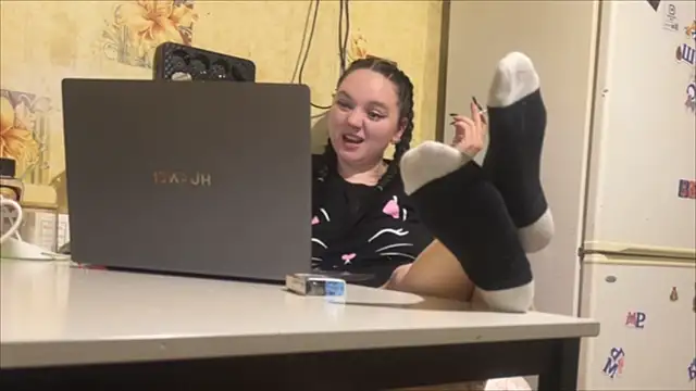 milamisss online show from April 17, 9:50 pm