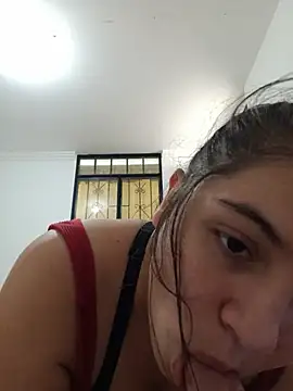 rosemilkbobs online show from June 5, 8:26 pm