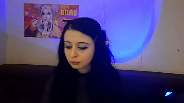 LuiseLecoultre online show from April 19, 5:07 am