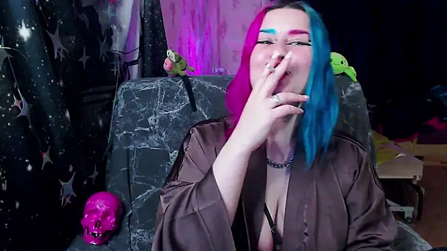 Neon Baddie online show from April 17, 4:31 pm