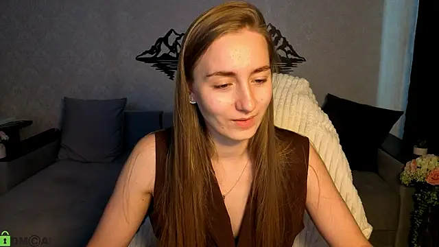 Your Emily25 online show from June 21, 8:51 am