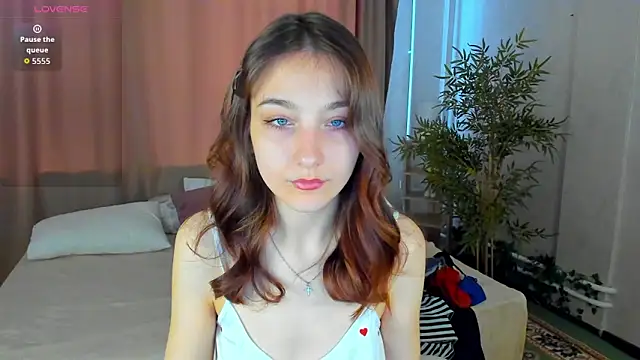 alis tauber online show from April 19, 9:20 am