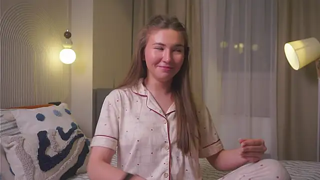 KimberRunyons online show from April 19, 4:40 pm