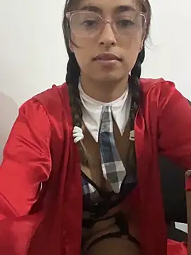 LezyTompson online show from June 5, 3:21 am