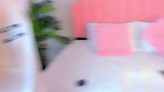 sweett fire online show from April 18, 7:58 pm