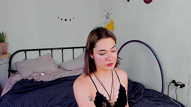 LiyaFly online show from June 5, 2:34 pm