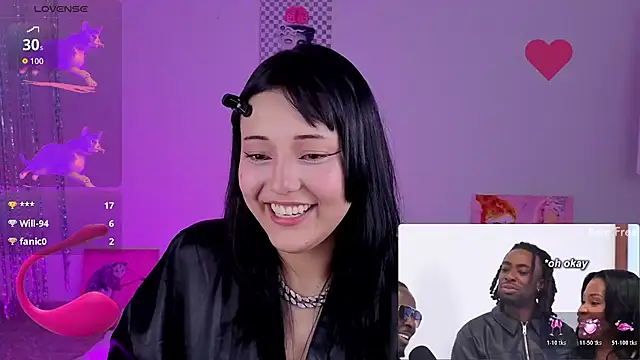 sophiepixel online show from June 20, 9:35 am