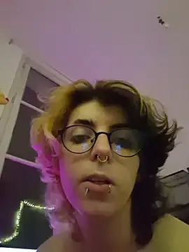 jaadetrans online show from April 18, 9:26 pm