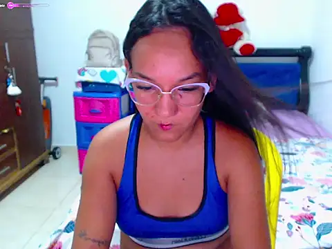 Roseluxs online show from May 14, 12:49 am