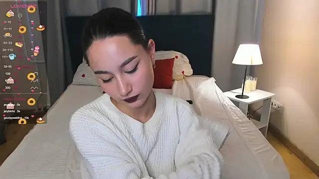 AndreaJohnsons online show from July 6, 4:29 am