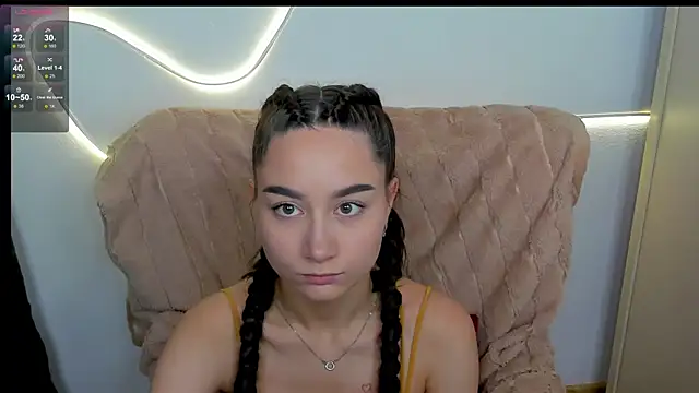 AndreaJohnsons online show from June 19, 6:39 am
