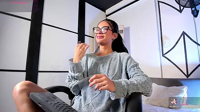 DemiPrince  online show from May 28, 5:27 am