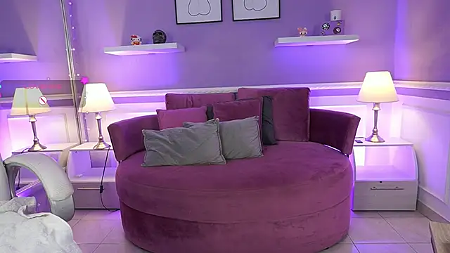 AlinaBennet  online show from May 9, 11:56 am