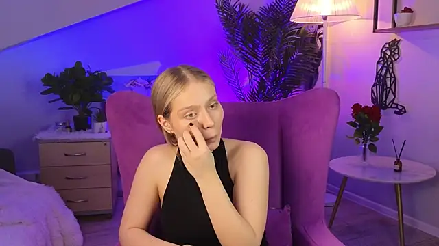 JenetteGieber online show from May 14, 3:07 pm