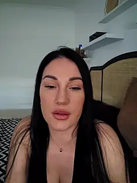 Snapshot of ashleyleeXX chatting on April 24, 9:56 am ashleyleeXX online show from April 24, 9:56 am