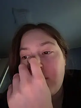 BenwithHolly online show from April 17, 1:13 pm