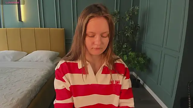 French Fry online show from May 7, 12:53 pm