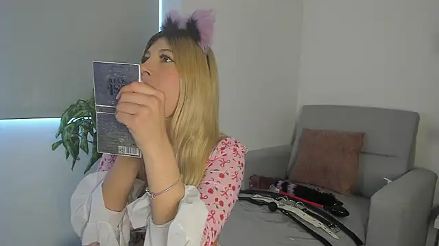 lolyblowsisa online show from June 25, 1:13 pm