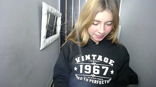 nancy blonde online show from June 2, 12:28 pm