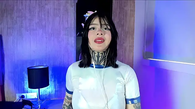 hanna riu online show from June 4, 2:43 pm