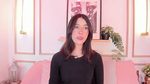 Nanami  online show from July 6, 1:05 pm