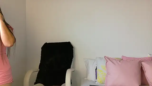 Camila model25 online show from May 6, 8:57 pm