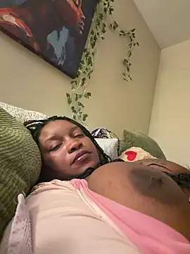 thedarkenchantress online show from March 31, 10:37 am