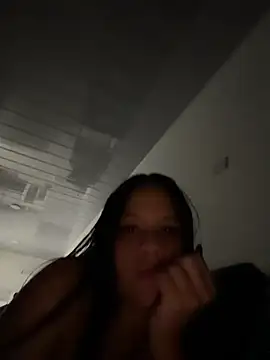 Lupitaa33 online show from April 20, 6:16 am