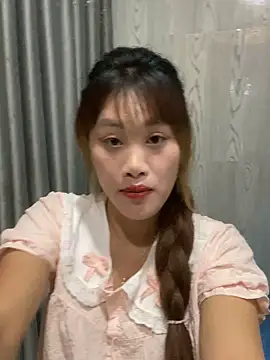 Ly-sexyy online show from May 2, 7:11 am