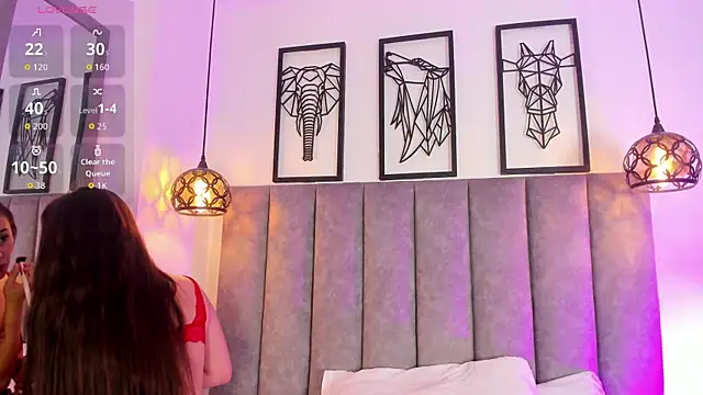 Vanne Queen  online show from May 13, 6:57 pm